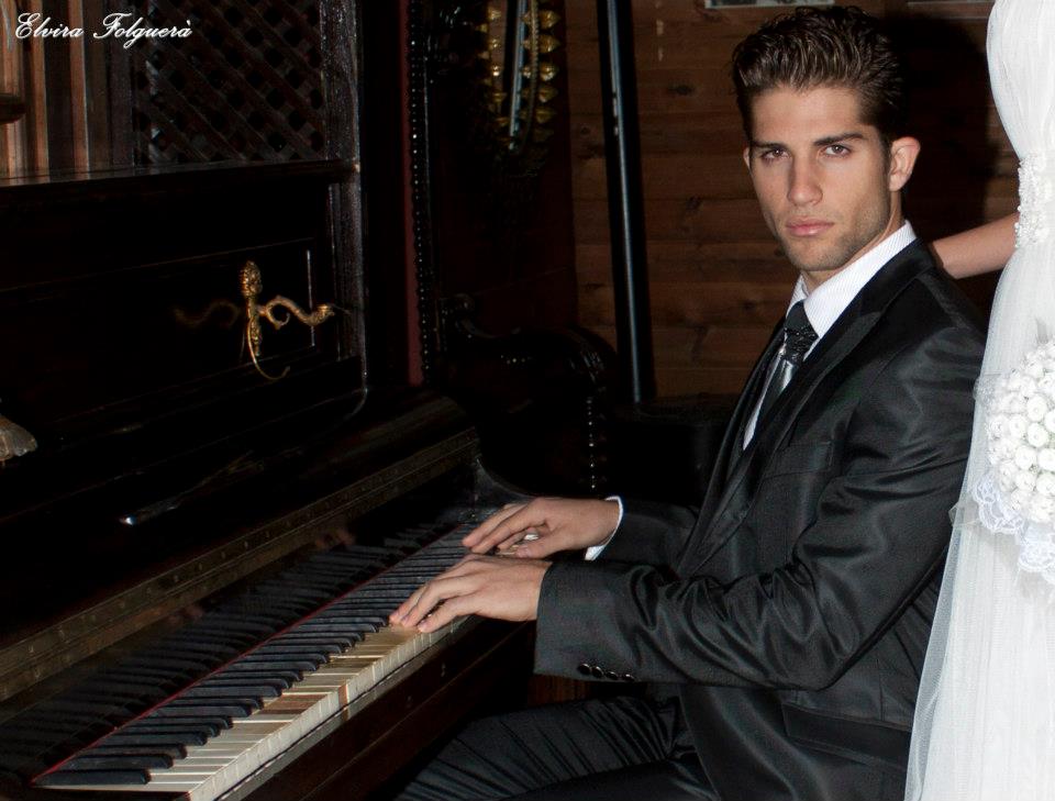 14502_244968952300349_2091792606_n